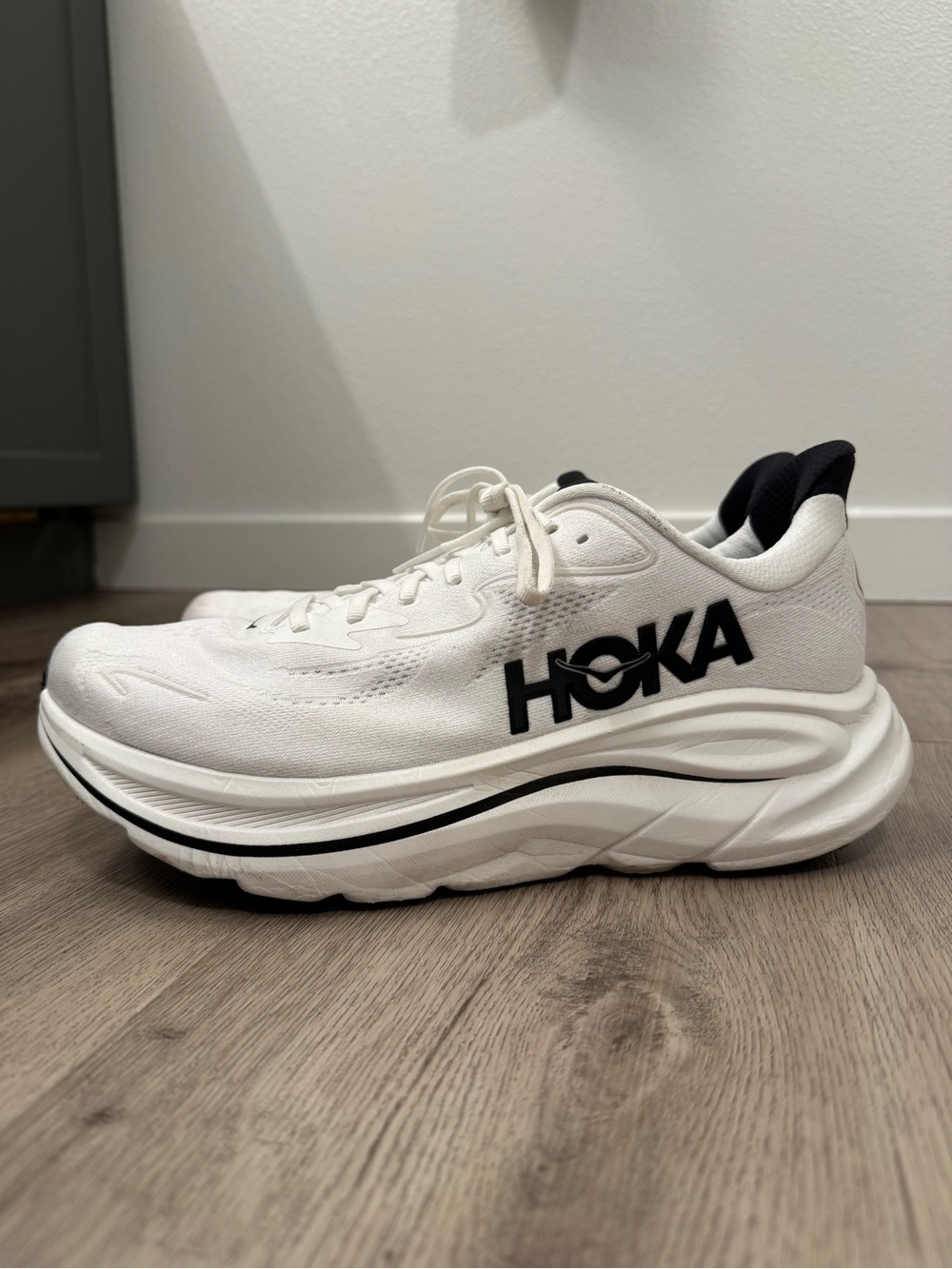 Hoka Clifton 10